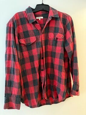 Madewell women’s Classic Red & Black Plaid Flannel Shirt